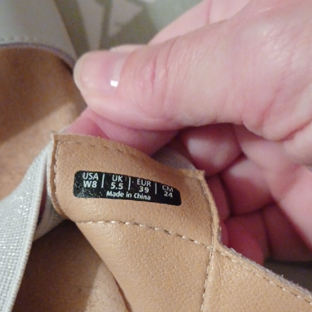 Spenco Women's Sandals in Silver Gray - Picture 6 of 6